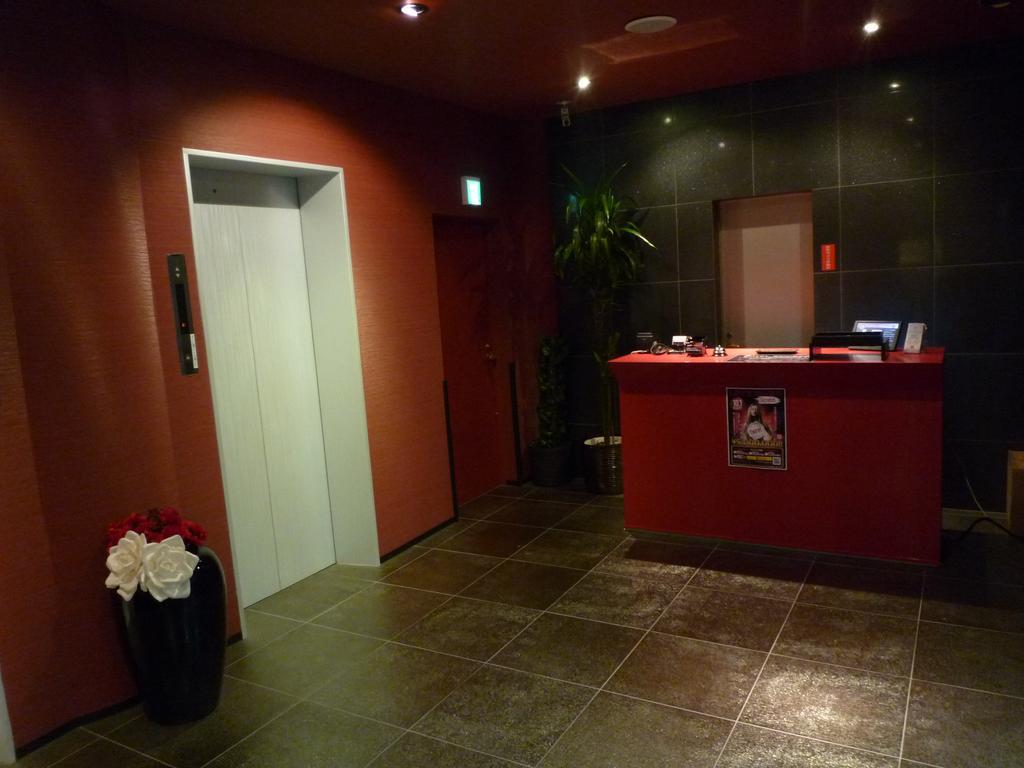 Hotel Beni East (Adults Only) Osaca Exterior foto